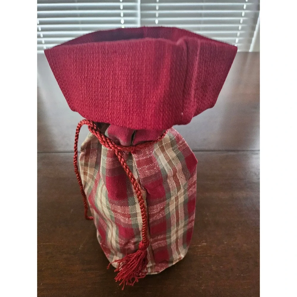 Longaberger Orchard Park Plaid Fabric Wine Spirits Gift Bag Holder Set of 2